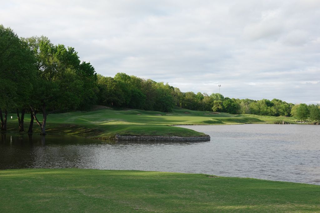 16th Hole at The Golf Club of Oklahoma (421 Yard Par 4)